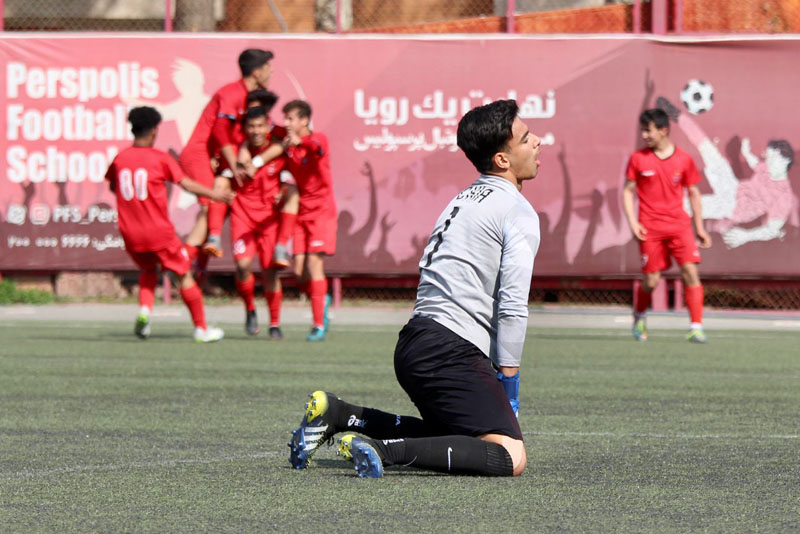 گزارش تصویری دیدار نونهالان پرسپولیس - نونهالان کیا - 4 اسفند 1400